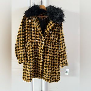 Brand new Jessica Simpson mustard/black coat